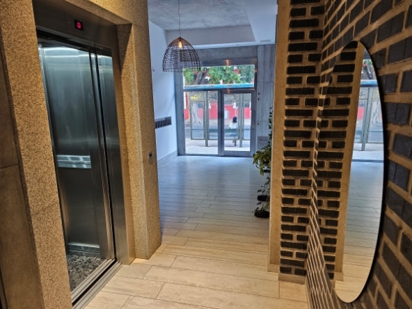 Pichincha Green - Ascensores